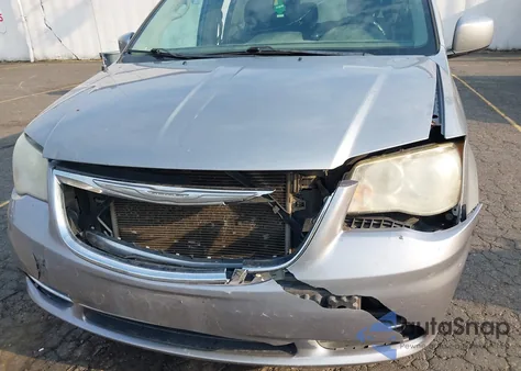 2014 Chrysler Town & Country Touring from USA, damaged, VIN 2C4RC1BG4ER440640